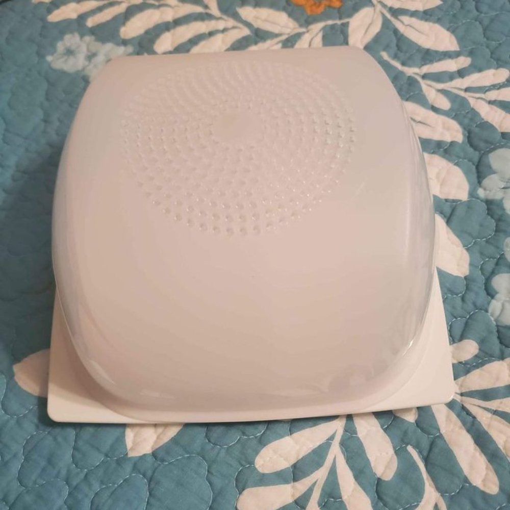 Tupperware Cheesmart Small Square